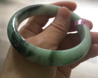 翡翠ヒスイ　ホワイトグリーンバングル 56.1 mm 認定 100% 天然の氷のような水のようなライトホワイト/サニー