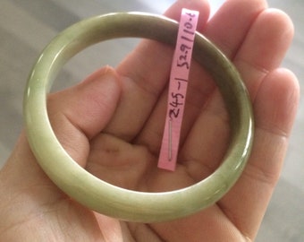 48-53 mm Type A 100% Natural light green Jadeite Jade girl/small adult hand Z45