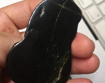 100% Natural Dark Green/ Black Jadeite Jade (mocui, 墨翠) Guanyin