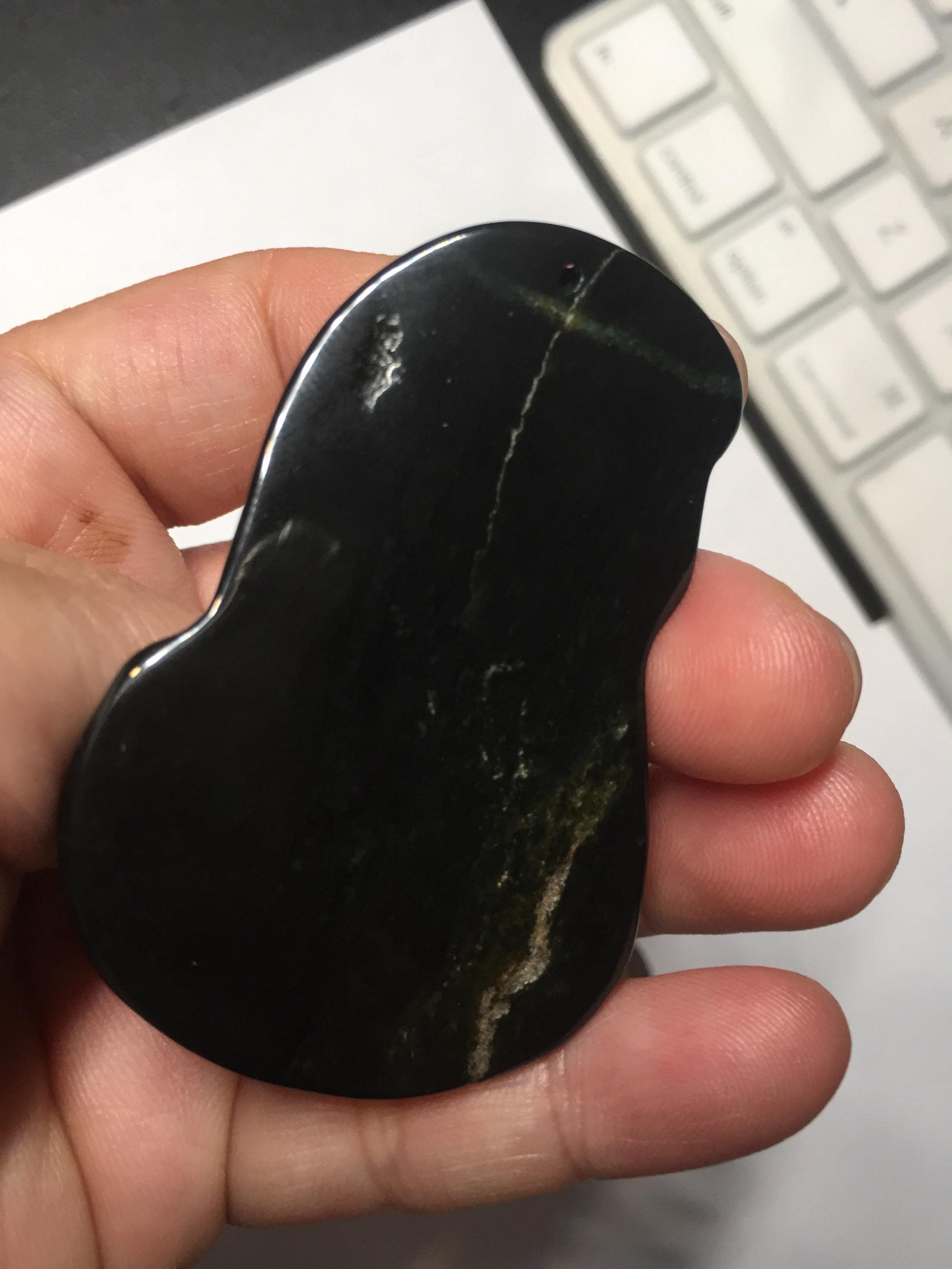 100% Natural Dark Green/ Black Jadeite Jade (mocui, 墨翠) Guanyin