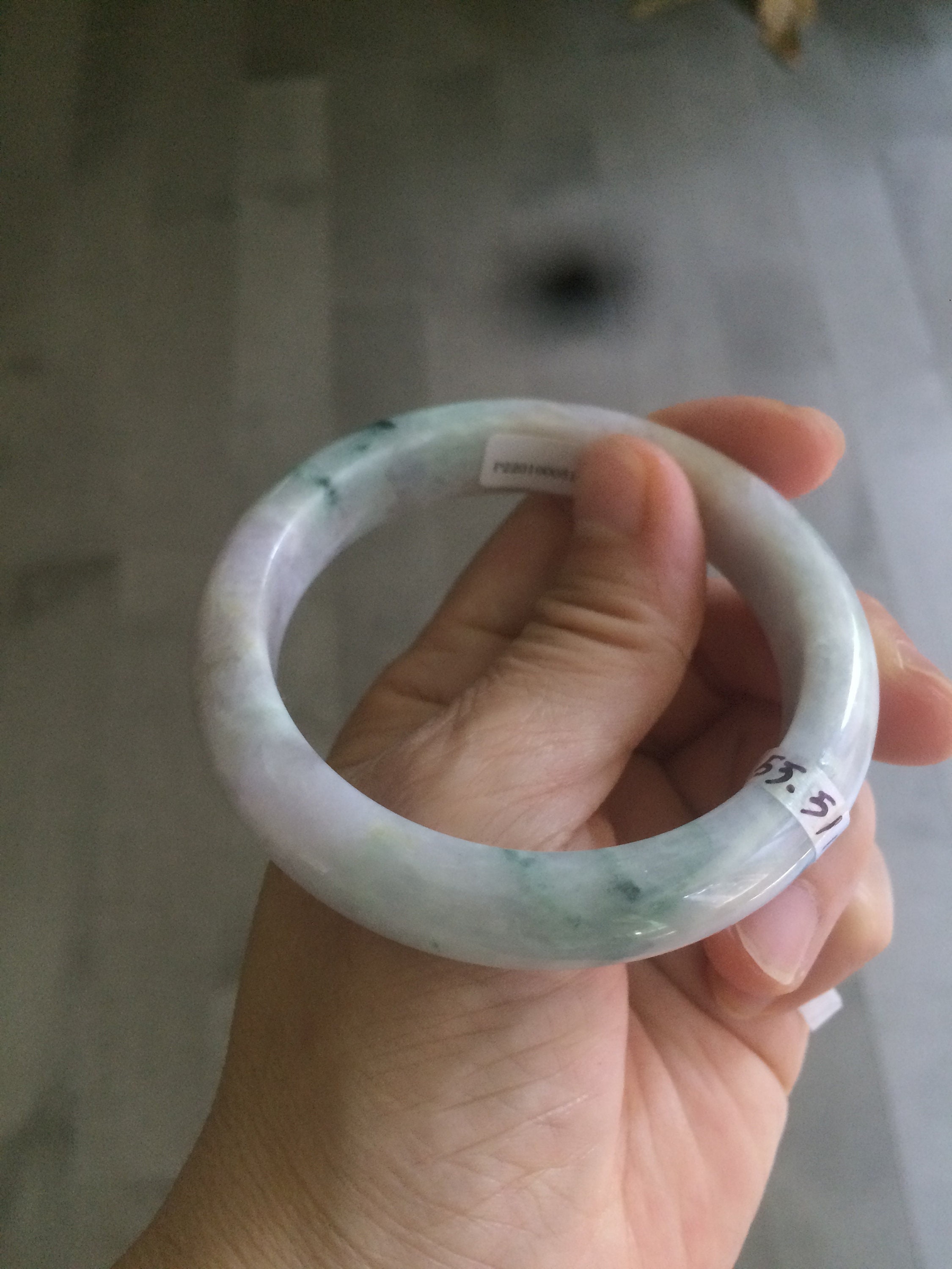 55.5 mm 認定 100% 天然タイプ A 緑/紫/赤 福禄寿 翡翠 バングル U90-0518 - Etsy 日本 55.5 mm 認定 100% 天然タイプ A 緑/紫/赤 福禄寿 翡翠 バングル U90-0518 - Etsy 日本