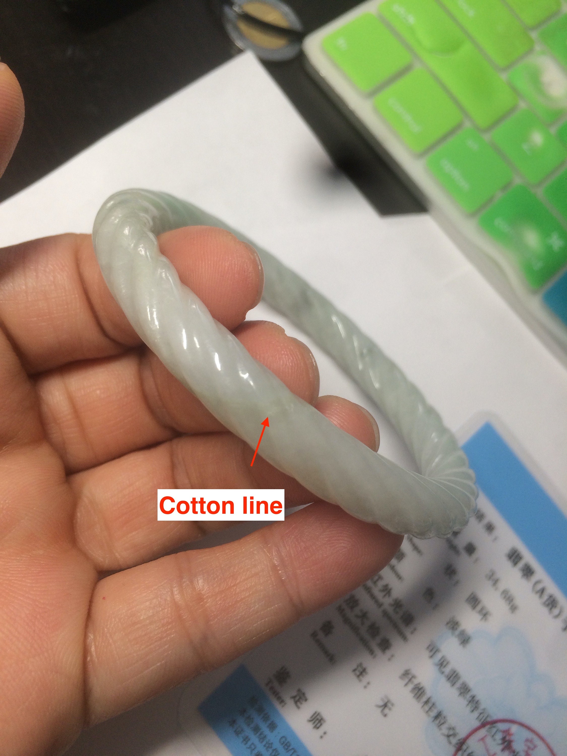 56.4 mm 認定 100% 天然タイプ A ヴィンテージツイストスタイル 翡翠