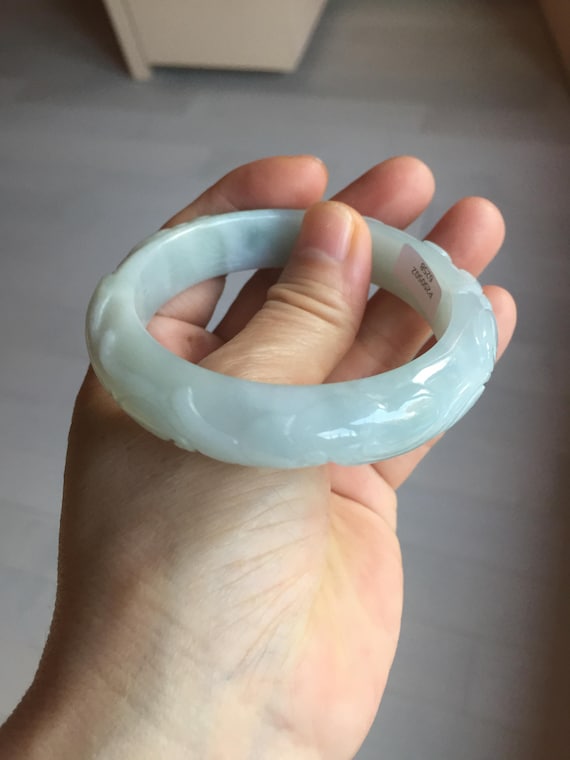 55.3mm Certified Type A 100% Natural Light Green With Carved Ancient Coin, Auspicious Cloud, and Lingzhi Jadeite Jade Bangle PD148-6258 - Etsy Israel 55.3mm Certified Type A 100% Natural Light Green With Carved Ancient Coin, Auspicious Cloud, and Lingzhi Jadeite Jade Bangle PD148-6258 - Etsy Israel
