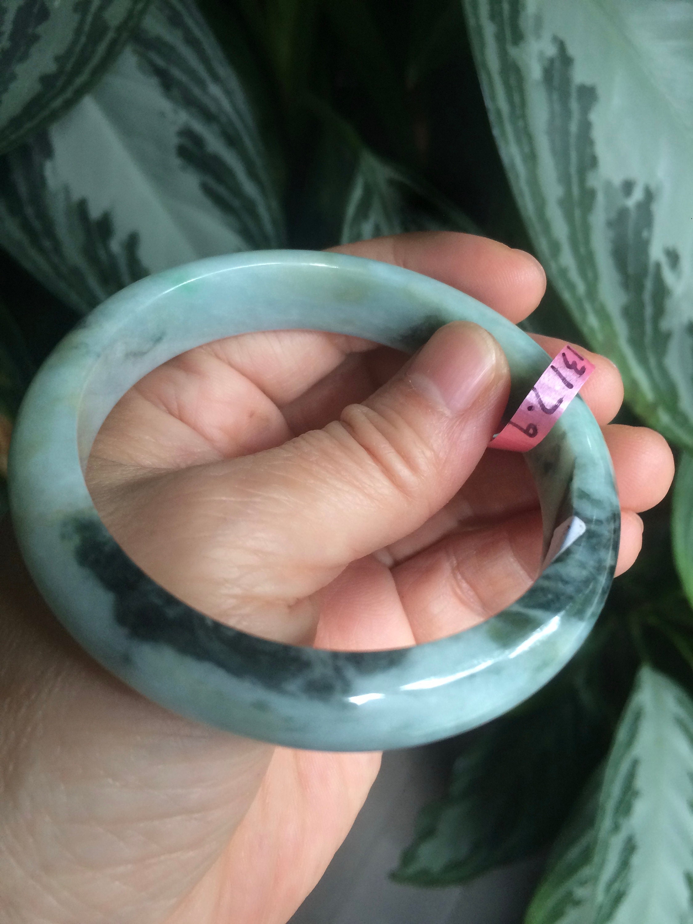 57.9 mm 認定タイプA 100%天然グリーンジェダイト翡翠バングル Y75