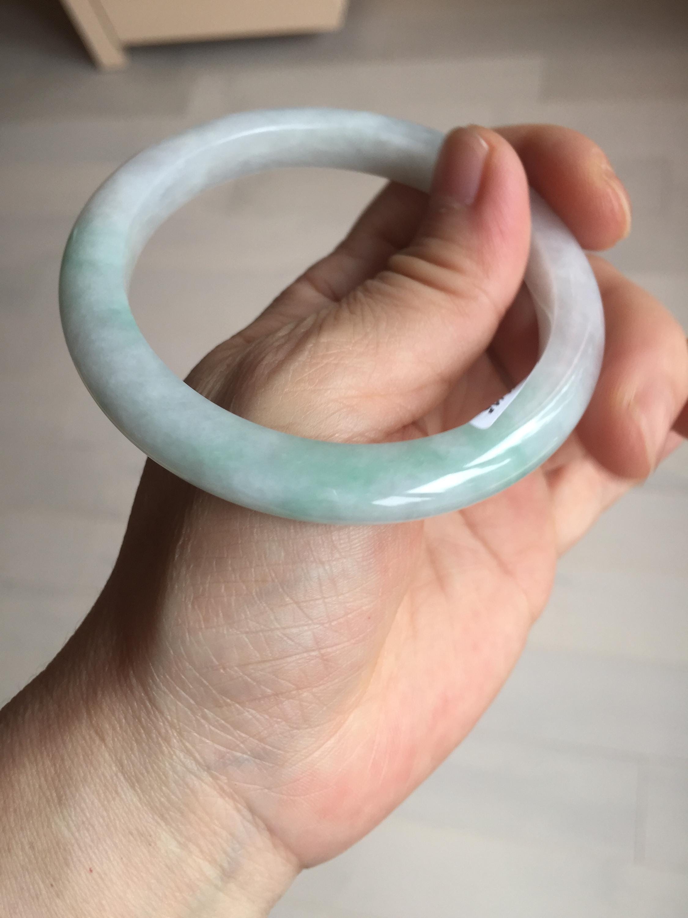 56.5 mm 認定 100% 天然タイプ A ホワイト/ライトグリーン ホワイト