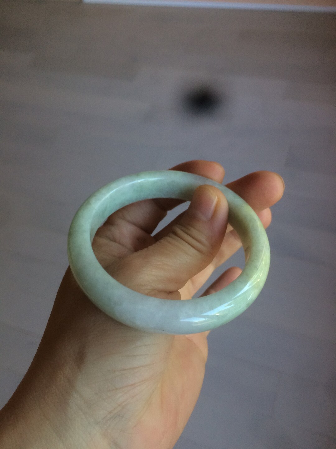 翡翠 緑色 バングル 54.5 mm 認定100%天然タイプA 緑/紫/黄翡翠バングル S51-1728 - Etsy 日本