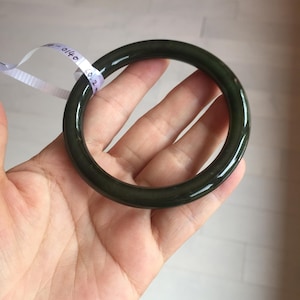 60.2mm certified 100% Natural dark green/black round cut nephrite Jade (碧玉) bangle HN14-0140