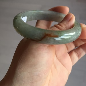 56.2 mm 認定タイプ A 100%天然緑/赤/灰色/紫（FU LU SHOU）翡翠