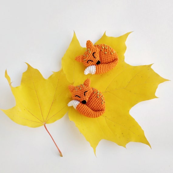 Fox Crochet pattern Crochet brooch Foxy Brooch Amigurumi Animal brooch PDF tutorial Foxy brooch crochet pattern in English