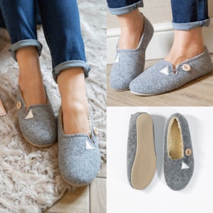 Wool slippers,Ready to ship,Christmas gift,Warm slippers,Felt slippers,Winter slippers,Gift for her,Women slippers,Women warm slippers,