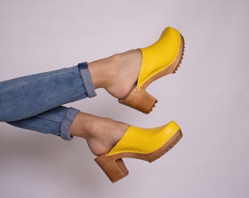 womens high heel clogs