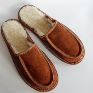 Men leather slippers,Fur slippers,Gift for father,Sheepskin sllippers,Warm slippers,Leather slippers,Men slippers 11,Slippers 10, Fur shoes image 5