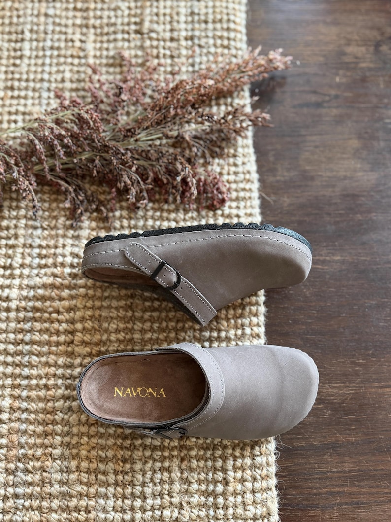 Mila - Wide Toe Box Shoes,Women Barefoot,Anatomical Slip-On,Barefoot Mules,Wide Toe Box Moccasins,Leather Mules,Nubuck Mules,Navona Clogs image 10