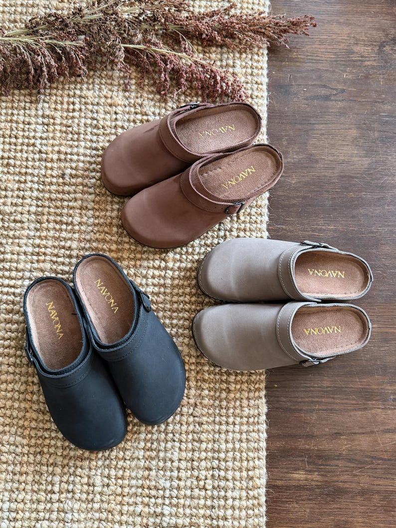 Mila - Wide Toe Box Shoes,Women Barefoot,Anatomical Slip-On,Barefoot Mules,Wide Toe Box Moccasins,Leather Mules,Nubuck Mules,Navona Clogs image 1