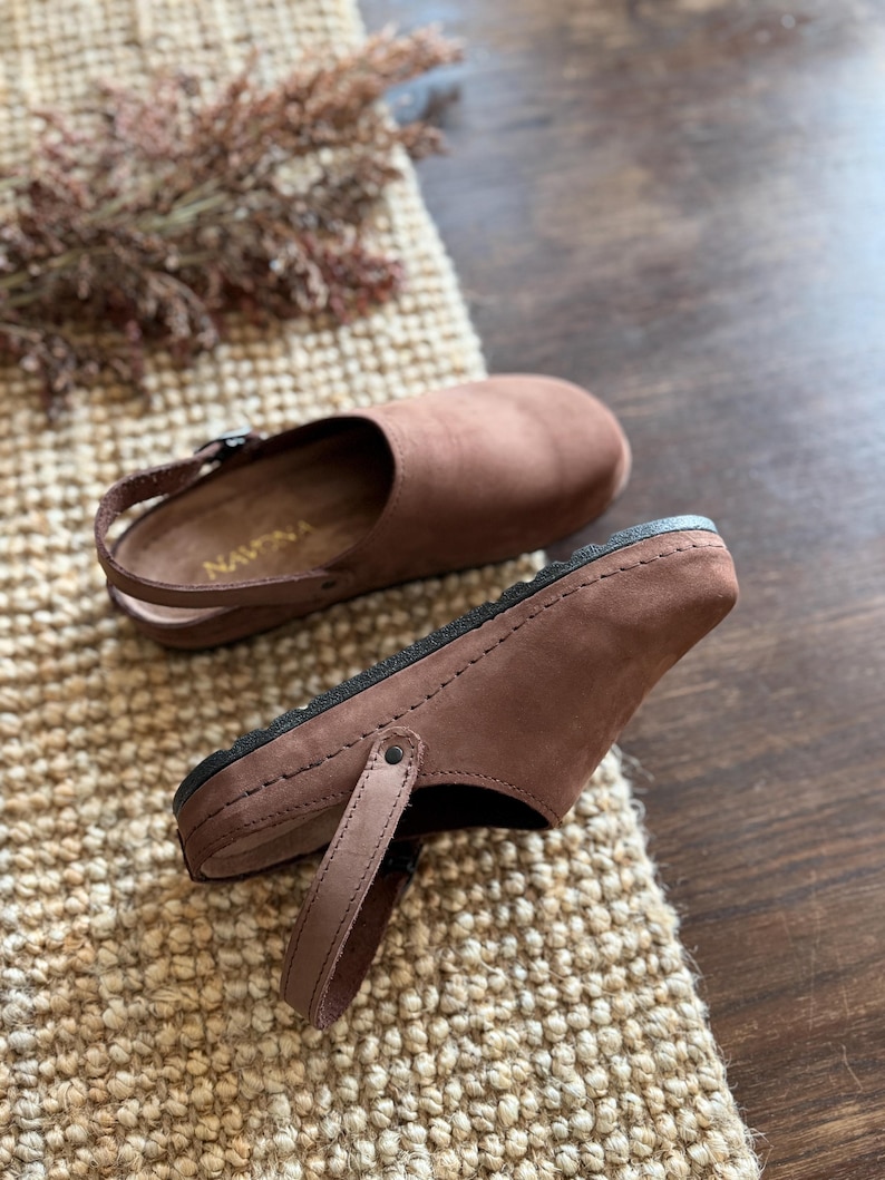 Mila - Wide Toe Box Shoes,Women Barefoot,Anatomical Slip-On,Barefoot Mules,Wide Toe Box Moccasins,Leather Mules,Nubuck Mules,Navona Clogs image 5