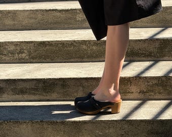 Rita - Mid Heel Swedish Clogs,Women Clogs,Wooden Heel Mules,Closed Toes Clogs,Handmade Clogs,Navona Clogs