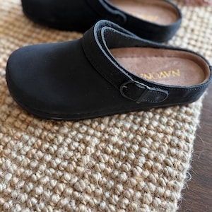 Mila - Wide Toe Box Shoes,Women Barefoot,Anatomical Slip-On,Barefoot Mules,Wide Toe Box Moccasins,Leather Mules,Nubuck Mules,Navona Clogs black