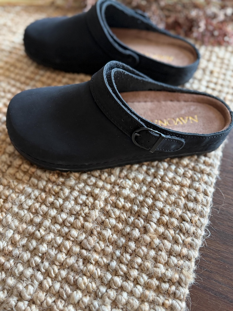 Mila - Wide Toe Box Shoes,Women Barefoot,Anatomical Slip-On,Barefoot Mules,Wide Toe Box Moccasins,Leather Mules,Nubuck Mules,Navona Clogs black