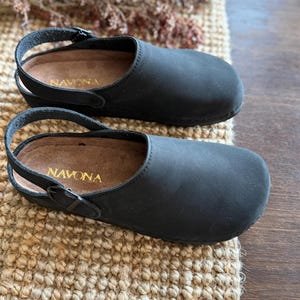 Mila - Wide Toe Box Shoes,Women Barefoot,Anatomical Slip-On,Barefoot Mules,Wide Toe Box Moccasins,Leather Mules,Nubuck Mules,Navona Clogs image 14