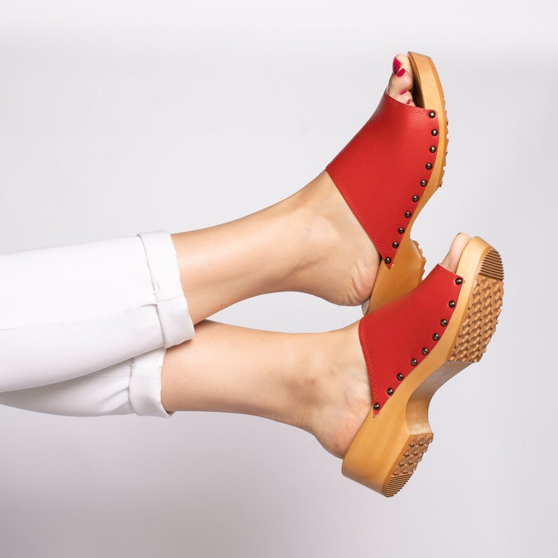 Leather clogs,Women clogs,Leather mules,Clogs women,Women clogs,Swedish clogs,Gift for her,Clogs 8,Clogs,Women leather shoes,Women shoes