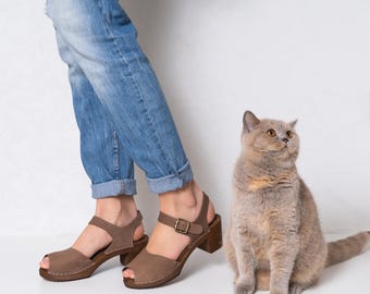 Nubuck Swedish Clog Sandals,Mid Heel Clogs,Peep Toe Women Clogs,Strappy Clog Sandals,Burgundy Nubuck Clogs,Navona Clogs, Mia