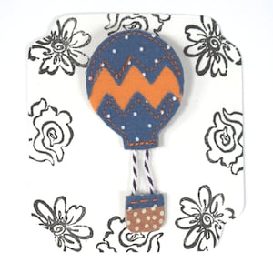 Hot air balloon brooch