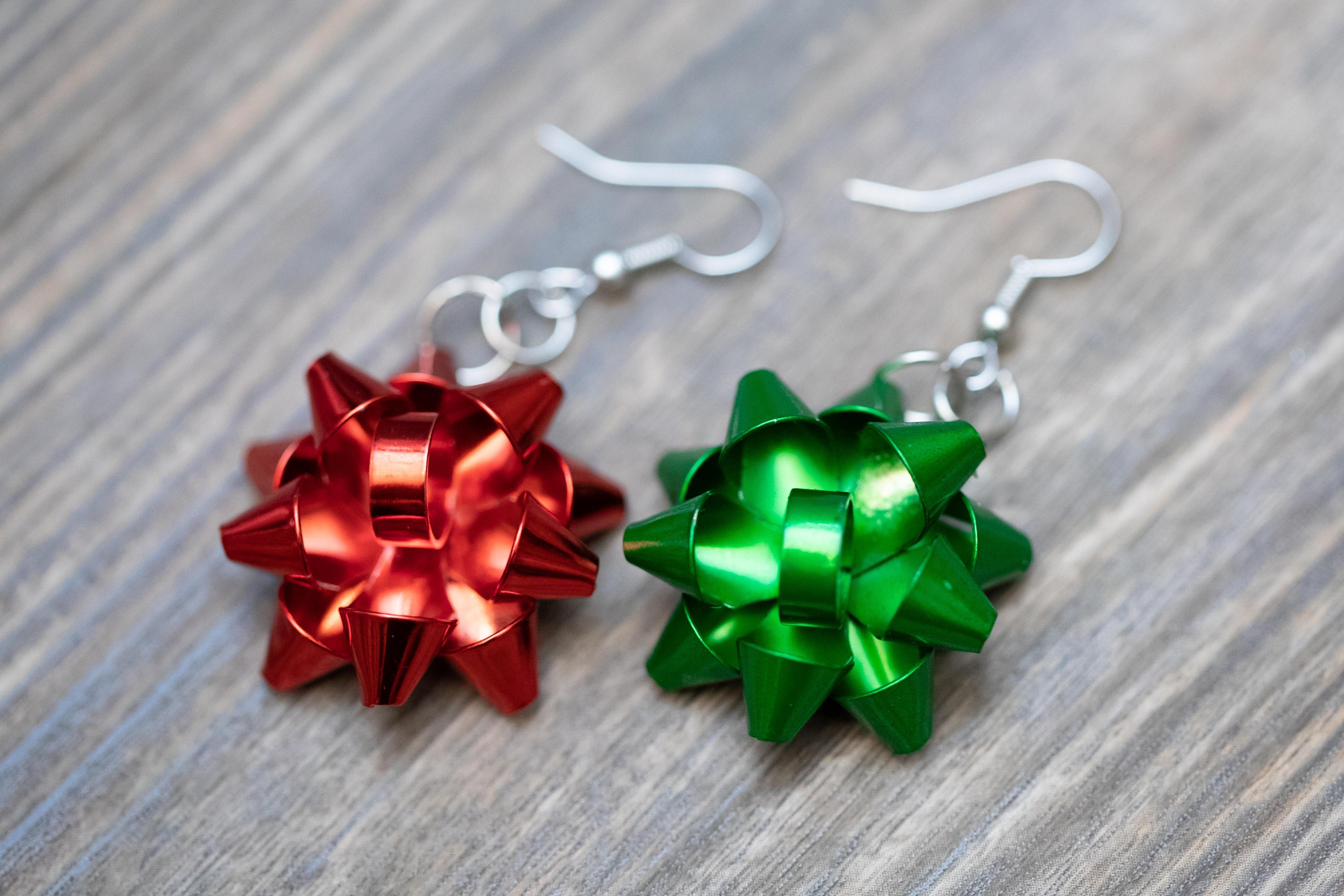 Metal Christmas Bow Earrings Red and Green Etsy Australia