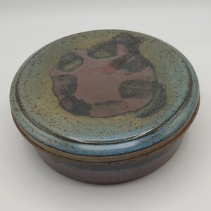 Vintage Studio Pottery pot with lid