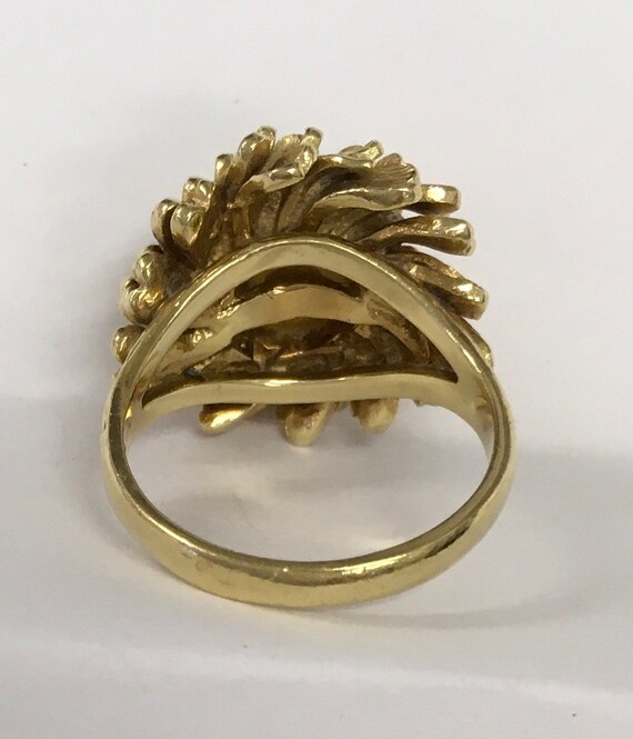 Pearl and 18 kt yellow gold dome ring - image 4