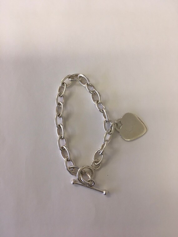 Oval linked chain with engraveable heart charm - image 3