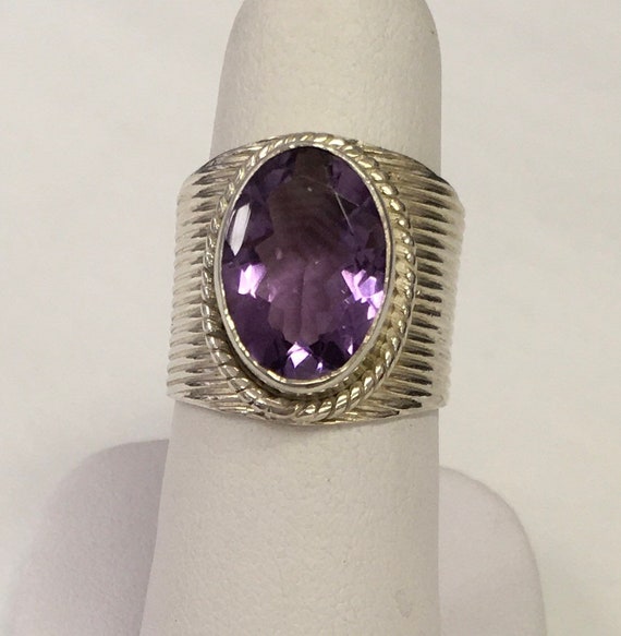 Amethyst gemstone set in silver ring very large s… - image 1