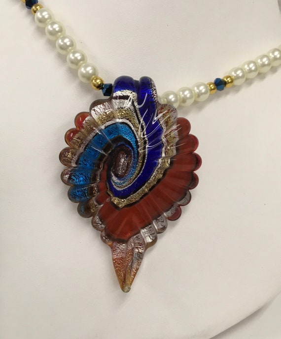 Art glass pendant with fake pearl necklace