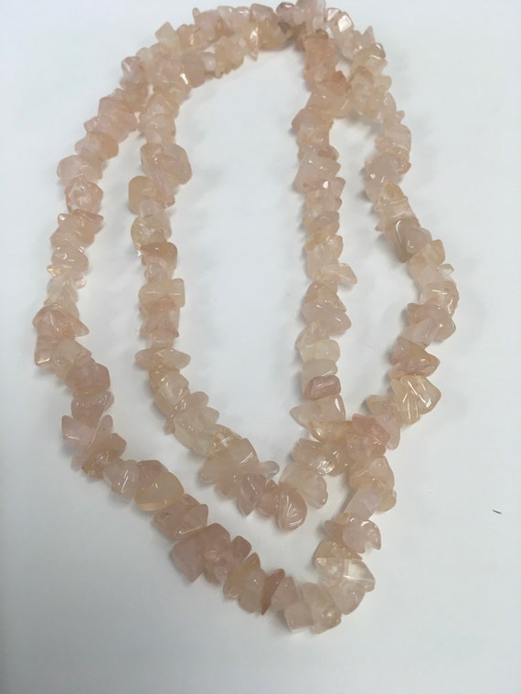 Rose quartz pebble necklace - image 2