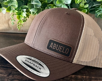 Abuelo Trucker Hat – Snapback Cap Gift for Grandpa, Rustic Hat for Spanish Abuelo, Engraved Grandfather Hat
