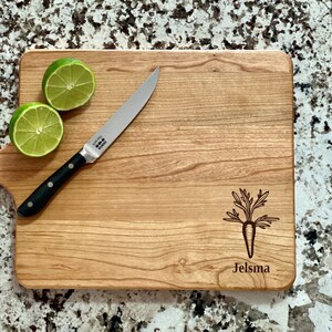 Carrot Cutting Board | Vegetable Charcuterie Board | Custom Serving Tray | Personalized Garden Gift | Kitchen Cutting Gift