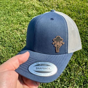 Alien Hat – Fun UFO & Space-Themed Snapback or Trucker Cap – Out of This World Hat for Sci-Fi Fans, Alien Believers, or Festival Wear
