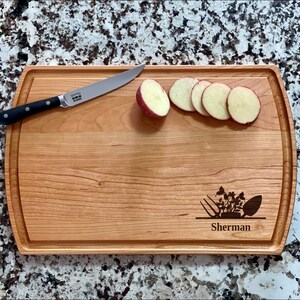 Garden Tools Cutting Board | Flower Charcuterie Board | Custom Serving Tray | Personalized Gardener Gift | Wedding Anniversary Gift