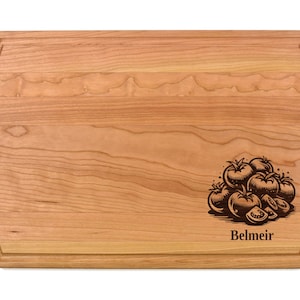 Tomato Engraved Cutting Board – Vegetable Kitchen Decor – Cherry, Walnut, or Bamboo Wood – Garden Lover Gift – Chef Charcuterie Board