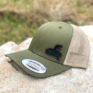 Snake Hat – Snapback Trucker Hat with Leatherette Patch – Serpent Cap – Reptile Lover Gift – Snake Head Hat – Cool Wildlife Trucker Hat