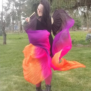 Coppia di veli a ventaglio in seta per costumi di danza del ventre (custodia gratuita)