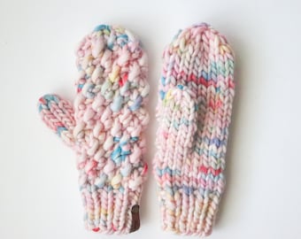 READY TO SHIP | Knit MIttens | Chunky MIttens | Adult Size | Handmade Gift | Christmas Gift | Holiday Gift | Small-Medium size | Yarnicorn