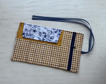 Organizador enrollable de ganchos de ganchillo con estampado de cuadros florales