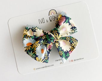 Daisy Hair Bow, Hair accessories, Headbands, Gifts for Girls, Baby Gift, Hair clips, Summer Bows, Teal Bow, Floral Bow, Navy Bow