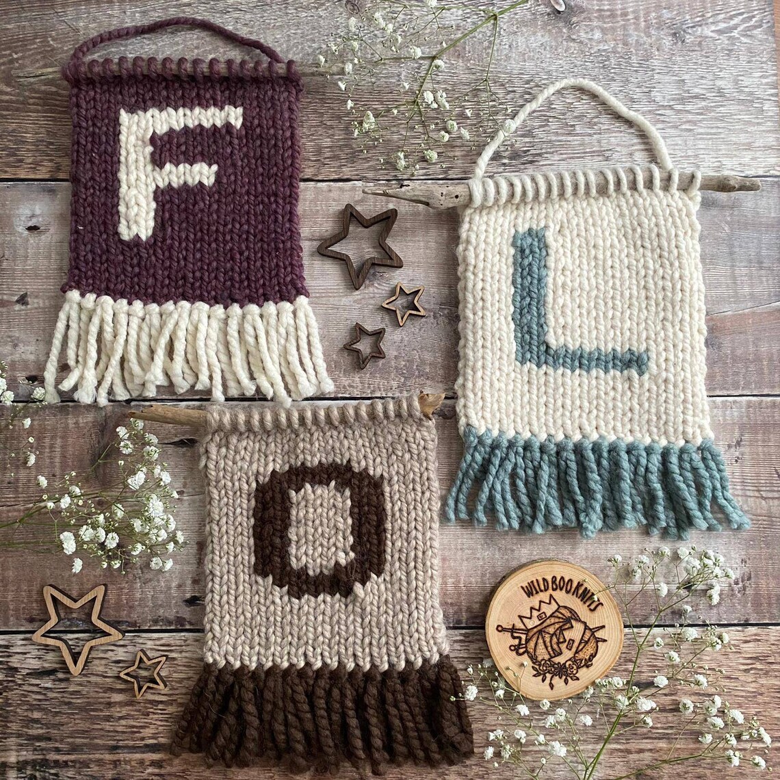 Colgante de pared de punto inicial personalizado / decoración | Etsy