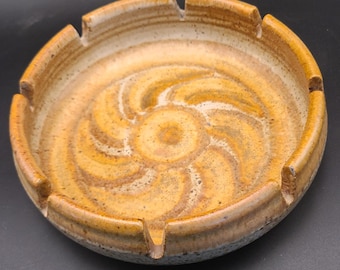 Vintage Signed Studio Pottery Bowl Planter Dish Ashtray Brown 6.5" Sun Astrology