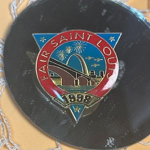 1998 Fair Saint Louis Goldtone Pin