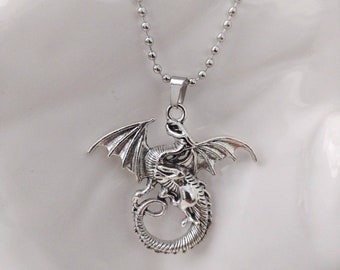 Medieval Dragon Necklace, Cosplay Dragon Pendant Necklace, Fantasy Dragon Charm Necklace