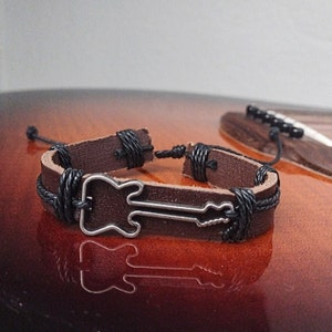 Adjustable Guitar Bracelet, Gift for Music Teacher, Adjustable Bracelet for Men or Women