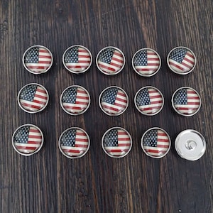 Rustic American Flag Snap Buttons, 20mm USA Cabochons, Set of 15