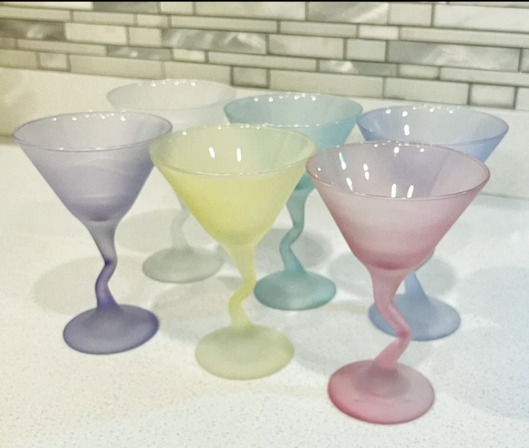 Set of 6 MCM Libby Holiday Skaters Martini Glasses – evolutionhomeonline